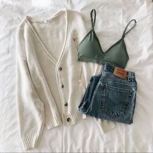 BRANDY MELVILLE MYSTERY BOX